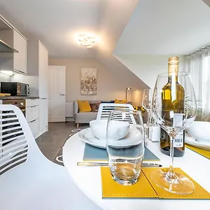  Apartment Pass The Keys Luxurious 1br Apt In Prime Location With Top Amenities