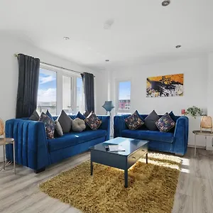  Apartment Sandford